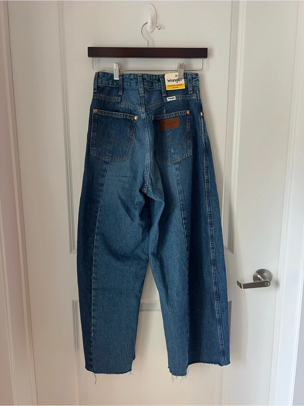 Wrangler Cowboy Barrel Jeans - Picture 3 of 5
